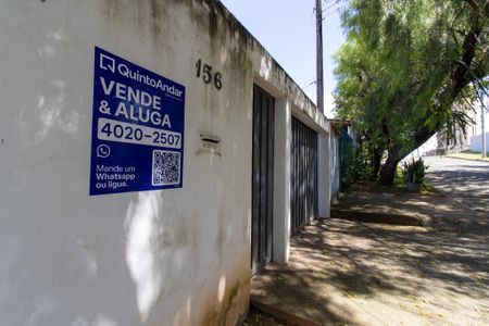Casa à venda com 180m², 3 quartos e 2 vagas Casa à venda com 180m², 3 quartos e 2 vagasPlaca