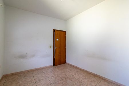 Casa à venda com 180m², 3 quartos e 2 vagas Casa à venda com 180m², 3 quartos e 2 vagasQuarto 1
