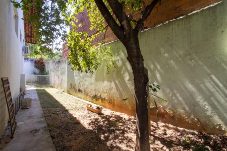 Casa à venda com 180m², 3 quartos e 2 vagas Casa à venda com 180m², 3 quartos e 2 vagasÁrea comum