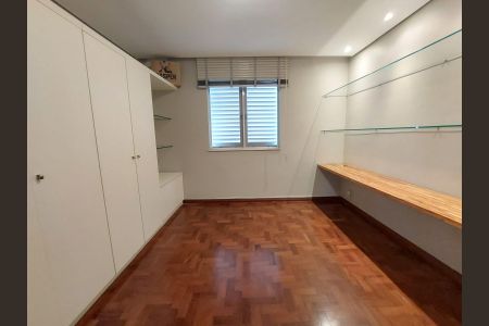 Casa para alugar com 350m², 4 quartos e 3 vagas Casa para alugar com 350m², 4 quartos e 3 vagasquarto 2