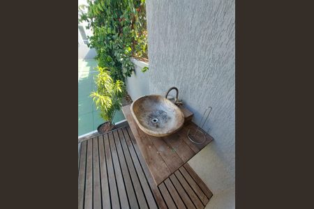 Casa para alugar com 350m², 4 quartos e 3 vagas Casa para alugar com 350m², 4 quartos e 3 vagaslavabo