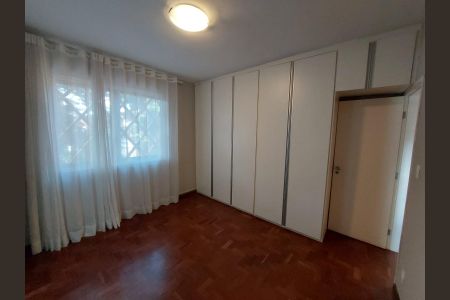 Casa para alugar com 350m², 4 quartos e 3 vagas Casa para alugar com 350m², 4 quartos e 3 vagasquarto 1