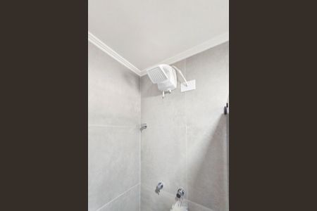 Apartamento para alugar com 1m², 2 quartos e 2 vagas Apartamento para alugar com 1m², 2 quartos e 2 vagasBanheiro da suíte