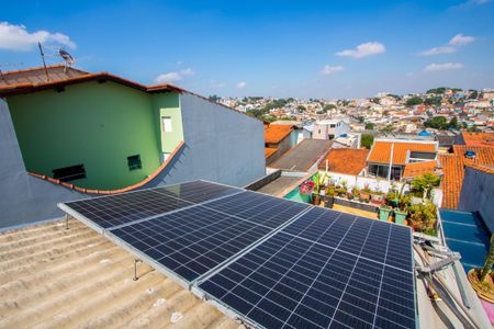 Casa à venda com 160m², 3 quartos e 1 vaga Casa à venda com 160m², 3 quartos e 1 vagaPlacas solares do imóvel