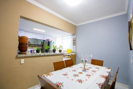 Casa à venda com 160m², 3 quartos e 1 vaga Casa à venda com 160m², 3 quartos e 1 vagaCopa