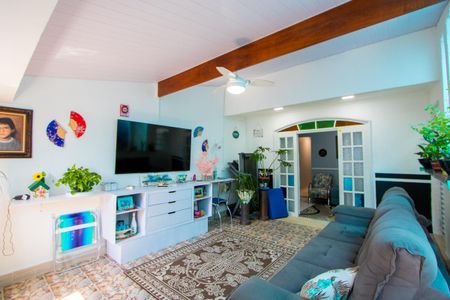 Casa à venda com 160m², 3 quartos e 1 vaga Casa à venda com 160m², 3 quartos e 1 vagaSala de tv