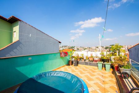 Casa à venda com 160m², 3 quartos e 1 vaga Casa à venda com 160m², 3 quartos e 1 vagaÁrea externa