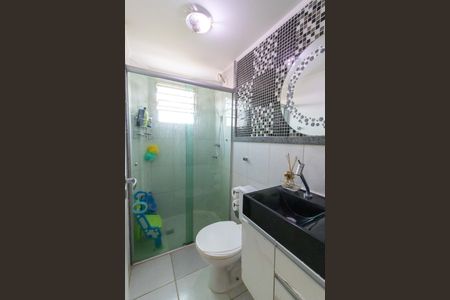 Apartamento à venda com 53m², 2 quartos e 1 vaga Apartamento à venda com 53m², 2 quartos e 1 vagaBanheiro