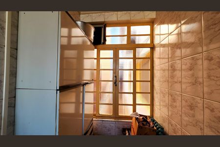 Casa à venda com 250m², 4 quartos e 3 vagas Casa à venda com 250m², 4 quartos e 3 vagasLavanderia