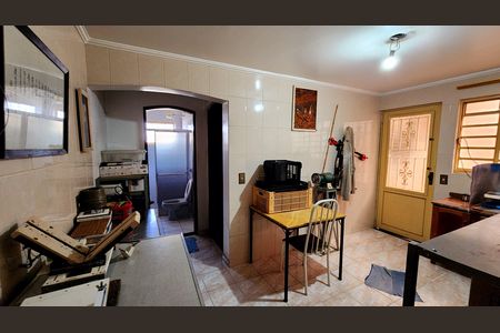 Casa à venda com 250m², 4 quartos e 3 vagas Casa à venda com 250m², 4 quartos e 3 vagasEdícula