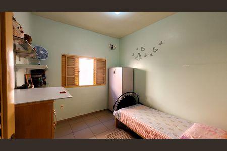 Casa à venda com 250m², 4 quartos e 3 vagas Casa à venda com 250m², 4 quartos e 3 vagasQuarto 3