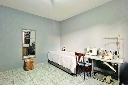 Casa à venda com 138m², 2 quartos e 2 vagas Casa à venda com 138m², 2 quartos e 2 vagasQuarto 2