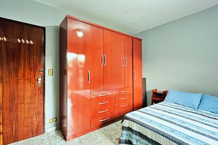 Casa à venda com 138m², 2 quartos e 2 vagas Casa à venda com 138m², 2 quartos e 2 vagasQuarto 1