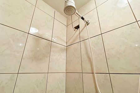 Casa à venda com 138m², 2 quartos e 2 vagas Casa à venda com 138m², 2 quartos e 2 vagasBanheiro 2