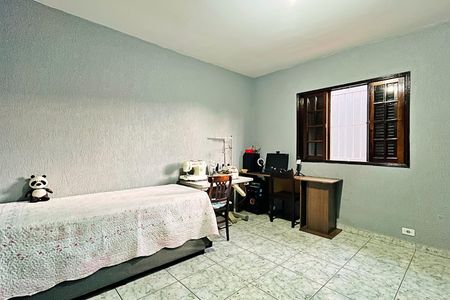 Casa à venda com 138m², 2 quartos e 2 vagas Casa à venda com 138m², 2 quartos e 2 vagasQuarto 2