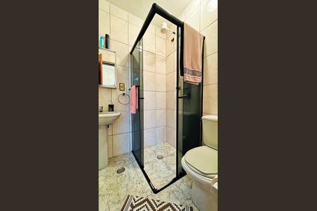 Casa à venda com 138m², 2 quartos e 2 vagas Casa à venda com 138m², 2 quartos e 2 vagasBanheiro 2