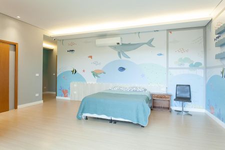 Casa de condomínio à venda com 710m², 5 quartos e 6 vagas Casa de condomínio à venda com 710m², 5 quartos e 6 vagasSuíte 2