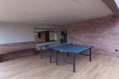 Casa de condomínio à venda com 710m², 5 quartos e 6 vagas Casa de condomínio à venda com 710m², 5 quartos e 6 vagasÁrea comum