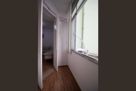 Apartamento à venda com 54m², 1 quarto e sem vaga Apartamento à venda com 54m², 1 quarto e sem vagaVaranda