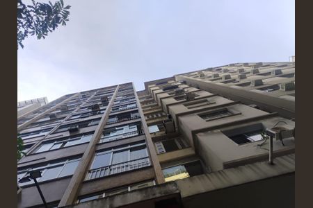 Apartamento à venda com 54m², 1 quarto e sem vaga Apartamento à venda com 54m², 1 quarto e sem vagaFachada