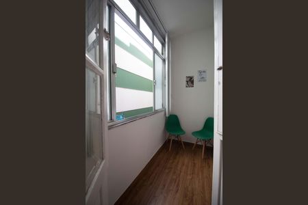 Apartamento à venda com 54m², 1 quarto e sem vaga Apartamento à venda com 54m², 1 quarto e sem vagaVaranda