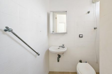 Apartamento para alugar com 93m², 2 quartos e 1 vaga Apartamento para alugar com 93m², 2 quartos e 1 vagaBanheiro de Serviço