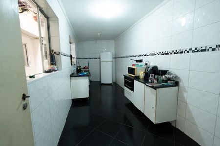 Casa à venda com 280m², 6 quartos e 3 vagas Casa à venda com 280m², 6 quartos e 3 vagasCozinha
