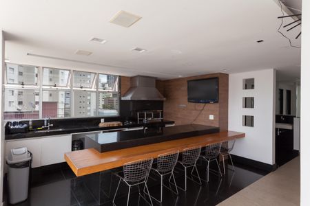 Apartamento à venda com 70m², 2 quartos e 2 vagas Apartamento à venda com 70m², 2 quartos e 2 vagasÁrea comum - Churrasqueira