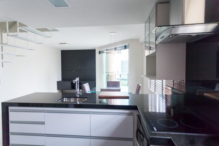 Apartamento à venda com 70m², 2 quartos e 2 vagas Apartamento à venda com 70m², 2 quartos e 2 vagasCozinha