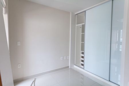 Apartamento à venda com 70m², 2 quartos e 2 vagas Apartamento à venda com 70m², 2 quartos e 2 vagasQuarto 1
