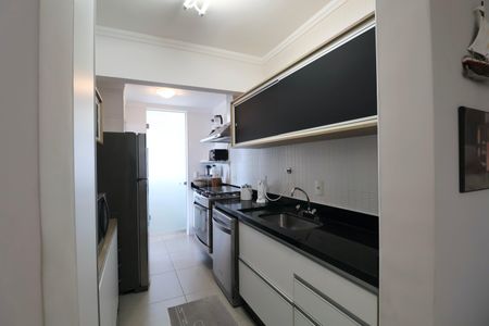 Apartamento para alugar com 235m², 3 quartos e 3 vagas Apartamento para alugar com 235m², 3 quartos e 3 vagasCozinha