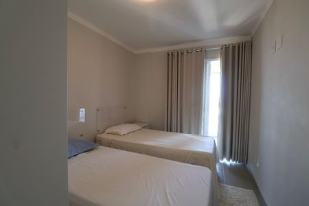 Apartamento para alugar com 235m², 3 quartos e 3 vagas Apartamento para alugar com 235m², 3 quartos e 3 vagasQuarto