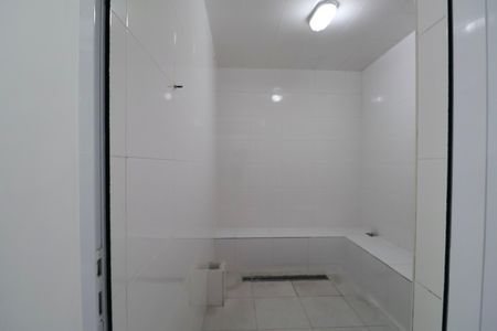 Apartamento para alugar com 235m², 3 quartos e 3 vagas Apartamento para alugar com 235m², 3 quartos e 3 vagasÁrea comum - Sauna