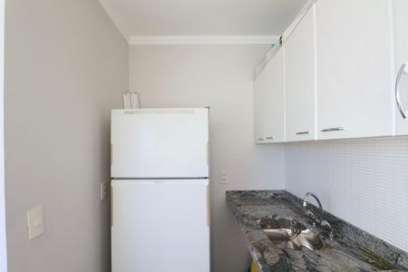 Apartamento para alugar com 235m², 3 quartos e 3 vagas Apartamento para alugar com 235m², 3 quartos e 3 vagasCozinha 2