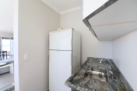 Apartamento para alugar com 235m², 3 quartos e 3 vagas Apartamento para alugar com 235m², 3 quartos e 3 vagasCozinha 2