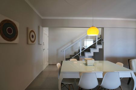 Apartamento para alugar com 235m², 3 quartos e 3 vagas Apartamento para alugar com 235m², 3 quartos e 3 vagasSala 2