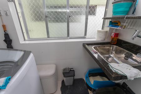 Apartamento à venda com 65m², 2 quartos e 1 vaga Apartamento à venda com 65m², 2 quartos e 1 vagaÁrea de serviço