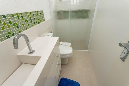 Apartamento à venda com 65m², 2 quartos e 1 vaga Apartamento à venda com 65m², 2 quartos e 1 vagaBanheiro