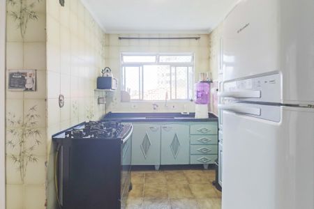 Casa à venda com 130m², 3 quartos e 2 vagas Casa à venda com 130m², 3 quartos e 2 vagasCozinha