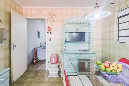 Casa à venda com 130m², 3 quartos e 2 vagas Casa à venda com 130m², 3 quartos e 2 vagasCozinha