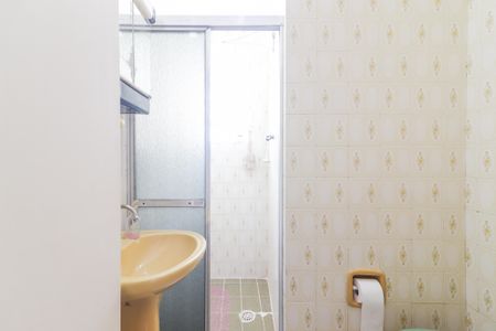 Casa à venda com 130m², 3 quartos e 2 vagas Casa à venda com 130m², 3 quartos e 2 vagasBanheiro Social