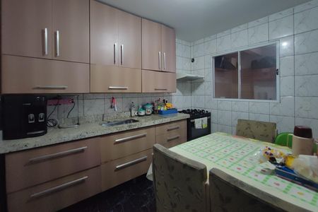 Casa de condomínio à venda com 62m², 2 quartos e 1 vaga Casa de condomínio à venda com 62m², 2 quartos e 1 vagaCozinha