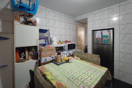 Casa de condomínio à venda com 62m², 2 quartos e 1 vaga Casa de condomínio à venda com 62m², 2 quartos e 1 vagaCozinha