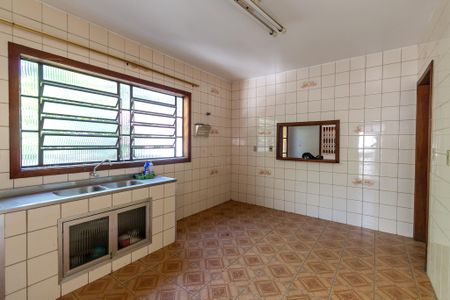 Casa à venda com 250m², 3 quartos e 4 vagas Casa à venda com 250m², 3 quartos e 4 vagasCozinha