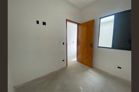 Casa à venda com 95m², 3 quartos e 2 vagas