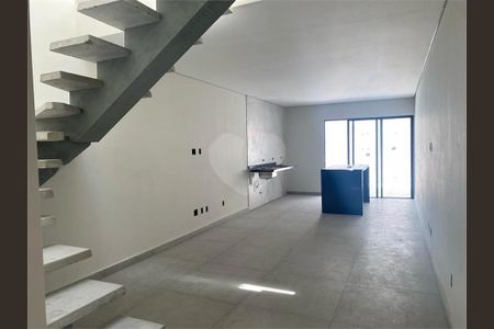 Casa à venda com 95m², 3 quartos e 2 vagas