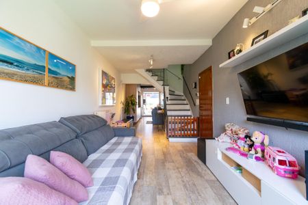 Casa à venda com 158m², 3 quartos e 2 vagas Casa à venda com 158m², 3 quartos e 2 vagasSala