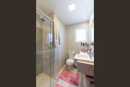 Casa à venda com 158m², 3 quartos e 2 vagas Casa à venda com 158m², 3 quartos e 2 vagasBanheiro da Suíte