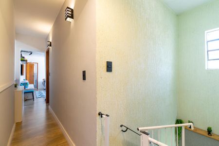 Casa à venda com 158m², 3 quartos e 2 vagas Casa à venda com 158m², 3 quartos e 2 vagasCorredor