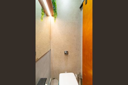 Casa à venda com 158m², 3 quartos e 2 vagas Casa à venda com 158m², 3 quartos e 2 vagasLavabo